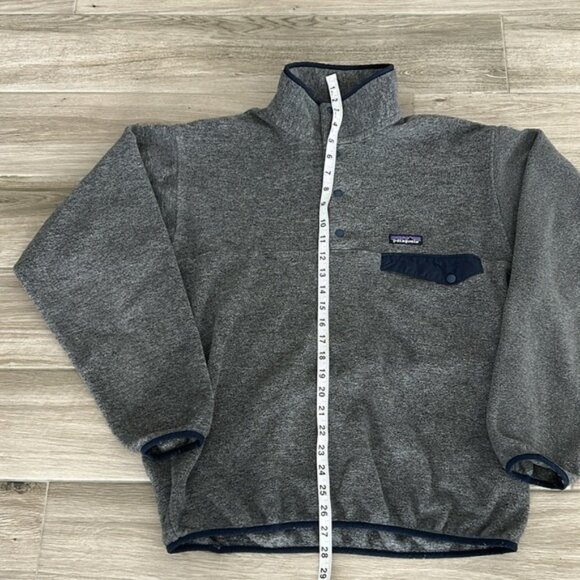 Patagonia Gray Fleece Pullover - Picture 4 of 5